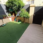 Charming T5 With Garden And Terrace